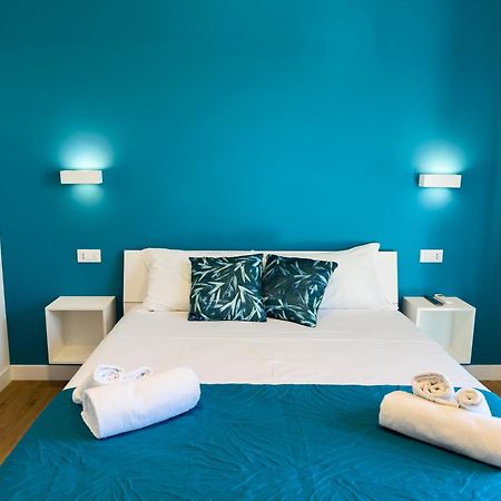 Isola 163 Guest House Фиумичино Екстериор снимка