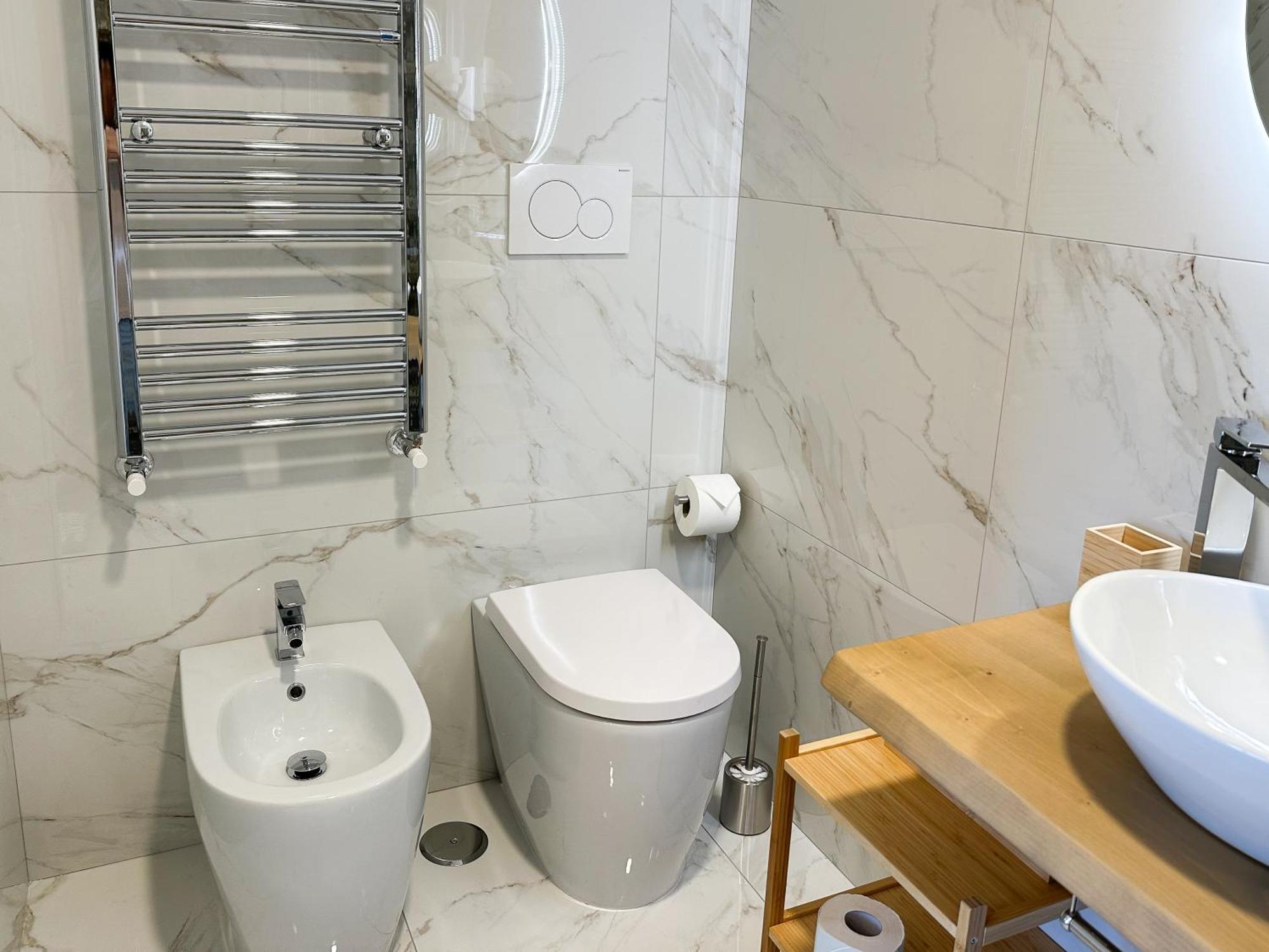 Isola 163 Guest House Фиумичино Екстериор снимка